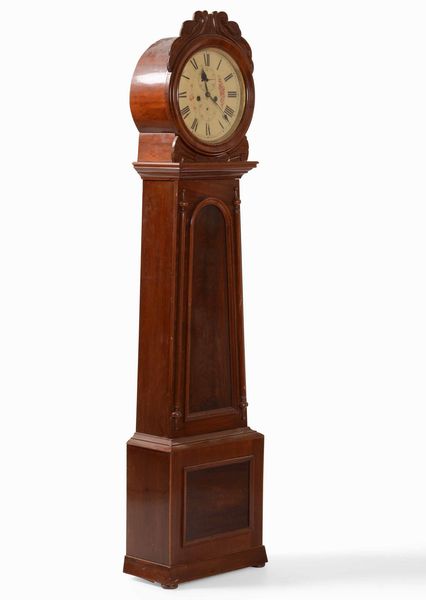 Orologio a torre con cassa in legno intagliato. XIX-XX secolo  - Asta Antiquariato Giugno - Associazione Nazionale - Case d'Asta italiane