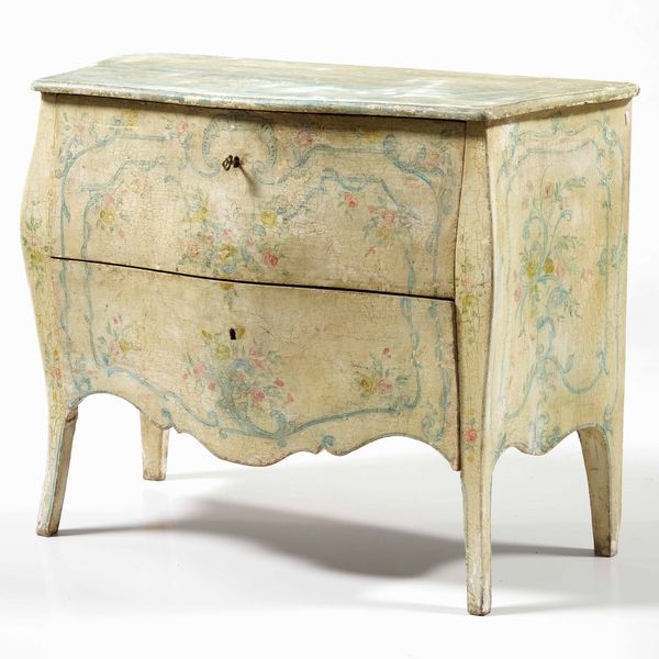 Cassettone in legno laccato. Genova, XIX-XX secolo  - Asta Antiquariato Giugno - Associazione Nazionale - Case d'Asta italiane