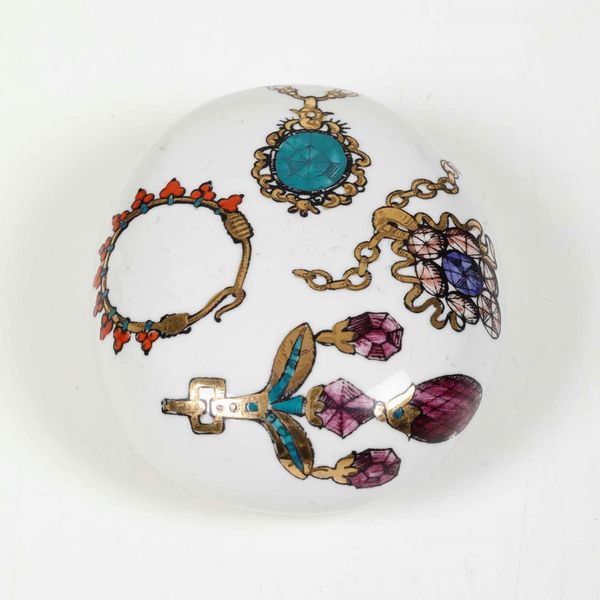 Fornasetti. Fermacarte Gioielli in porcellana. Prod. Fornasetti, Italia, 1960 ca.<BR>  - Asta Antiquariato Giugno - Associazione Nazionale - Case d'Asta italiane