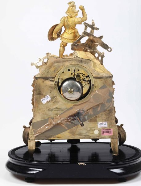 Orologio in bronzo dorato. XIX secolo  - Asta Antiquariato Giugno - Associazione Nazionale - Case d'Asta italiane