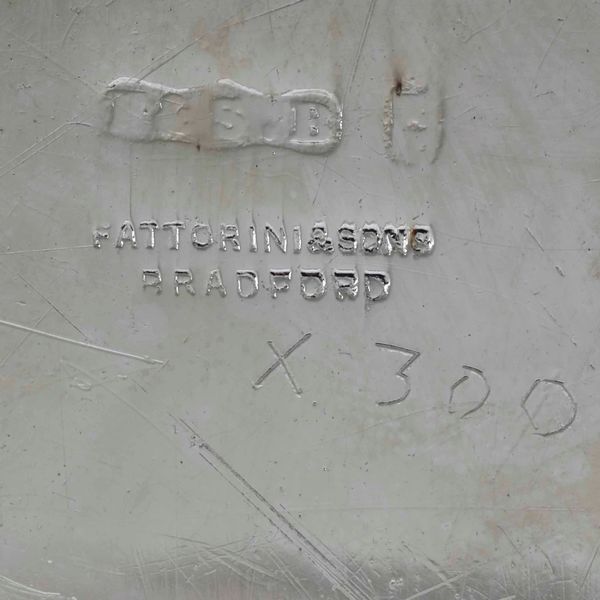 Legumiera con coperchio in argento  - Asta Antiquariato Giugno - Associazione Nazionale - Case d'Asta italiane