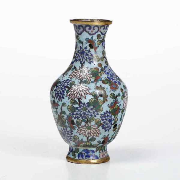 Vasetto. Smalti cloisonn su rame. Cina XX secolo  - Asta Antiquariato Giugno - Associazione Nazionale - Case d'Asta italiane