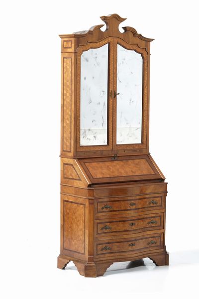 Trumeau lastronato e filettato a motivi geometrici, in stile  - Asta Antiquariato Giugno - Associazione Nazionale - Case d'Asta italiane