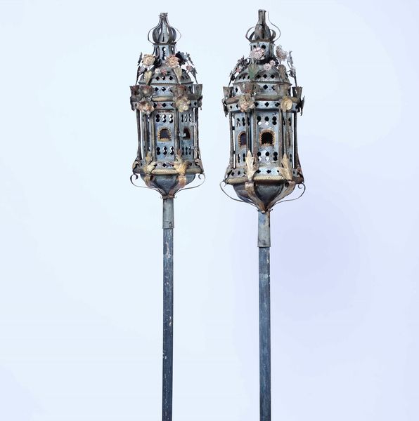 Coppia di lanterne. Veneto, XVIII-XIX secolo  - Asta Antiquariato Giugno - Associazione Nazionale - Case d'Asta italiane