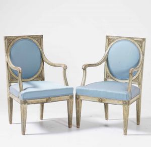 Coppia di poltrone in legno laccato. XIX secolo  - Asta Antiquariato Giugno - Associazione Nazionale - Case d'Asta italiane