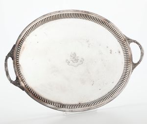 Lotto di oggetti in metallo argentato  - Asta Antiquariato Giugno - Associazione Nazionale - Case d'Asta italiane