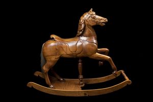 CAVALLO A DONDOLO - H. cm 135x158 scultura in legno