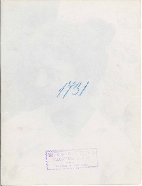 WILHELM VON GLOEDEN : Ragazza di profilo, 1900 ca  - Asta Arte Moderna e Contemporanea e Fotografia - Associazione Nazionale - Case d'Asta italiane