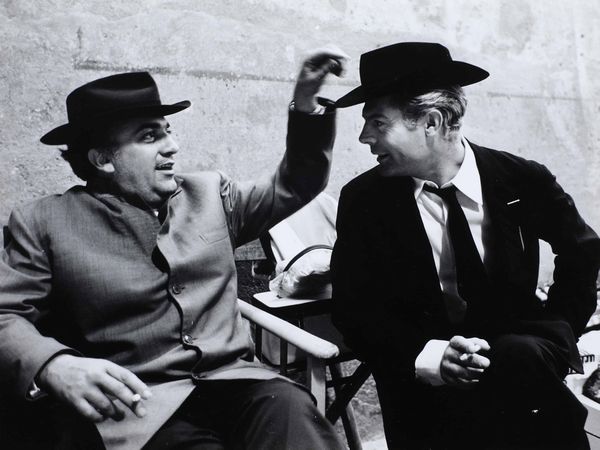 TAZIO SECCHIAROLI : Fellini e Mastroianni  - Asta Arte Moderna e Contemporanea e Fotografia - Associazione Nazionale - Case d'Asta italiane