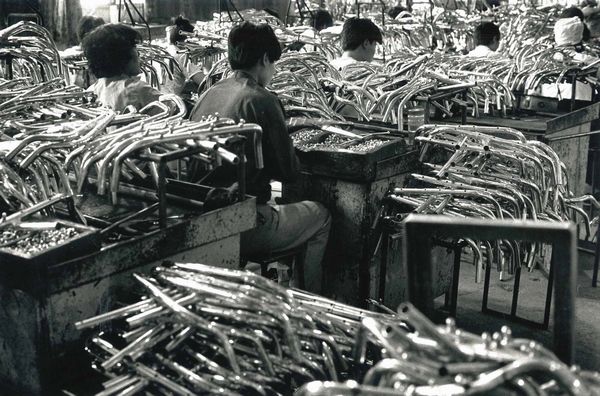 Sebastiao Salgado : Chinese Bicycle Factories  - Asta Arte Moderna e Contemporanea e Fotografia - Associazione Nazionale - Case d'Asta italiane