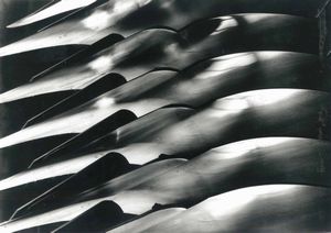 MARGARET BOURKE-WHITE : Plow Blades, Oliver Chilled Plow Co.  - Asta Arte Moderna e Contemporanea e Fotografia - Associazione Nazionale - Case d'Asta italiane