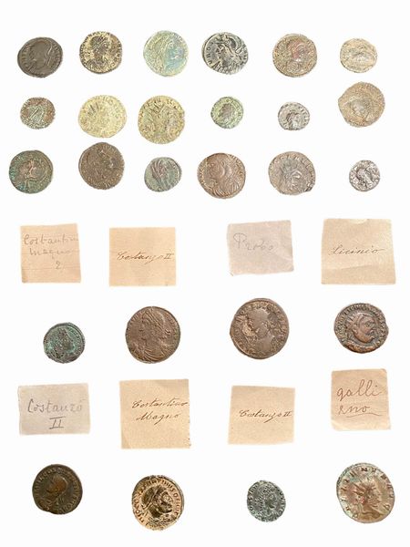 Impero Romano : Lotto di 26 monete in bronzo del III-V sec. d.C.  - Asta Numismatica - Associazione Nazionale - Case d'Asta italiane