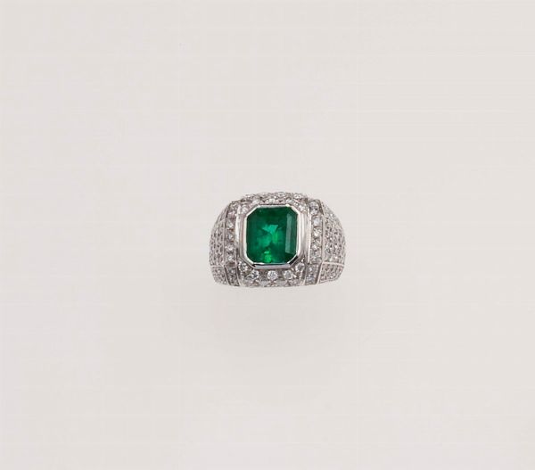 Anello con smeraldo Colombia di ct 3,15 circa  - Asta Fine Jewels - Associazione Nazionale - Case d'Asta italiane
