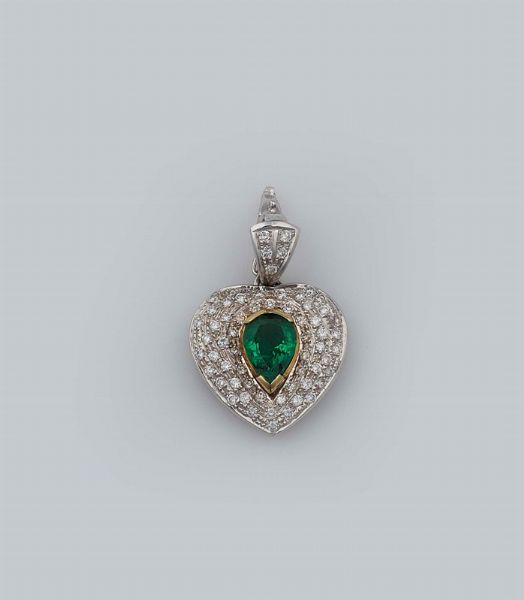 Pendente Cuore con smeraldo e diamanti  - Asta Fine Jewels - Associazione Nazionale - Case d'Asta italiane