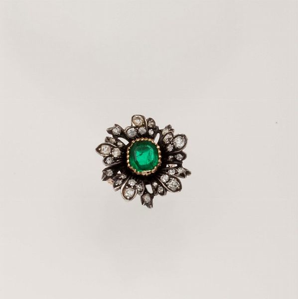 Anello con smeraldo Colombia e diamanti di vecchio taglio  - Asta Fine Jewels - Associazione Nazionale - Case d'Asta italiane