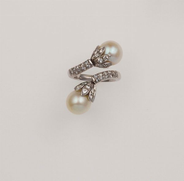 Anello con perle coltivate  - Asta Fine Jewels - Associazione Nazionale - Case d'Asta italiane