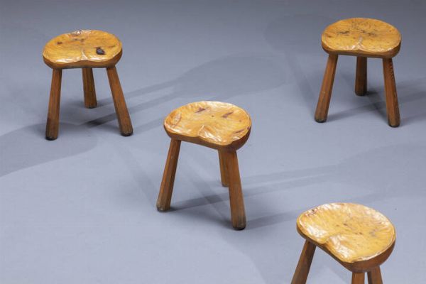 PRODUZIONE ITALIANA : Sei sgabelli in legno. Anni '50 cm 41x35x27  - Asta Design - Associazione Nazionale - Case d'Asta italiane