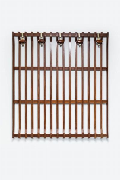 PRODUZIONE ITALIANA : Appendiabiti composto da listelli in legno. Anni '50 cm 150x135x8  - Asta Design - Associazione Nazionale - Case d'Asta italiane