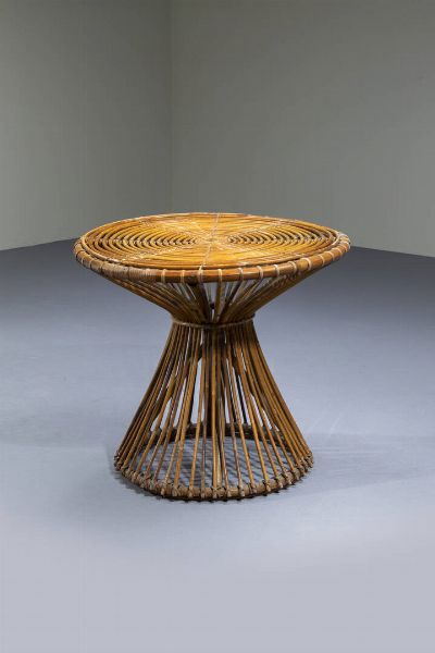 FRANCO ALBINI : Tavolino in vimini e canna d'India. Anni '50 cm 66x74  - Asta Design - Associazione Nazionale - Case d'Asta italiane