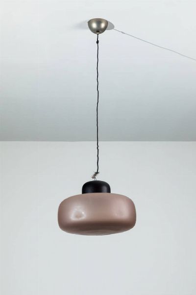VENINI : Lampada a sospensione in metallo e vetro satinato colorato. Anni '60 diffusore cm 20x40  - Asta Design - Associazione Nazionale - Case d'Asta italiane