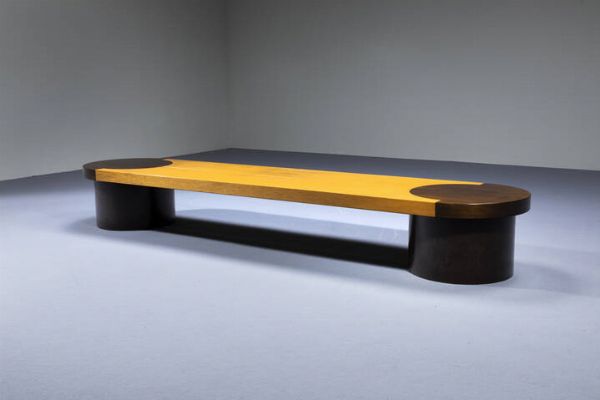 PRODUZIONE ITALIANA : Tavolino in legni di varie essenze. 1975 cm 30x225x50  - Asta Design - Associazione Nazionale - Case d'Asta italiane