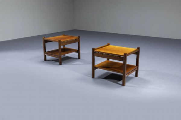 ETTORE SOTTSASS : Coppia di comodini in legno. Prod. Poltronova 1963 Etichetta del Produttore cm 38x38x45  - Asta Design - Associazione Nazionale - Case d'Asta italiane