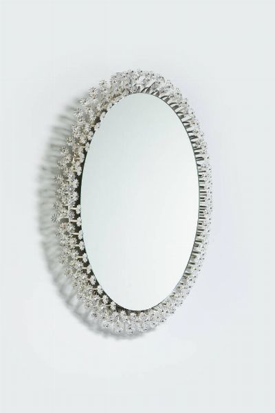 EMIL STEJNAR : Specchio retroilluminato con cornice formata da fiori in vetro. Prod. Rupert Nikoll anni '50 cm 82x62  - Asta Design - Associazione Nazionale - Case d'Asta italiane