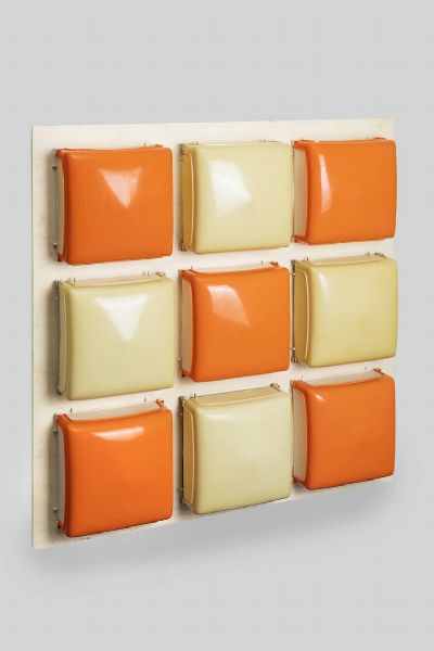 ANGELO MANGIAROTTI : Nove lampade a parete mod. Cnosso  - Asta Design - Associazione Nazionale - Case d'Asta italiane