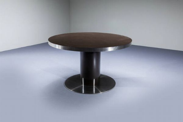 WILLY RIZZO : Tavolo in laminato di acciaio e acciaio massiccio. Anni '70 cm 75x129  - Asta Design - Associazione Nazionale - Case d'Asta italiane