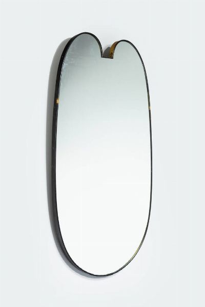 PRODUZIONE ITALIANA : Grande specchiera con bordo in ottone. Anni '50 cm 166x92x4  - Asta Design - Associazione Nazionale - Case d'Asta italiane
