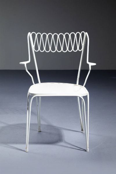 GIO PONTI Milano 1891 - 1979 : Tre sedie e un tavolo da giardino in metallo verniciato. Prod. Casa & Giardino anni '50 sedie cm 81x54x47 tavolo cm 75x71 Bibl.: Domus n. 228  settembre 1948  pag. 49  - Asta Design - Associazione Nazionale - Case d'Asta italiane