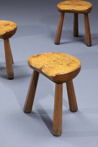 PRODUZIONE ITALIANA : Sei sgabelli in legno. Anni '50 cm 41x35x27  - Asta Design - Associazione Nazionale - Case d'Asta italiane