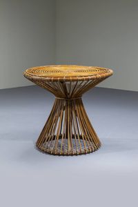FRANCO ALBINI : Tavolino in vimini e canna d'India. Anni '50 cm 66x74  - Asta Design - Associazione Nazionale - Case d'Asta italiane