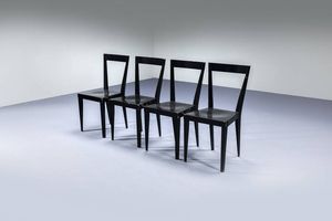 PRODUZIONE ITALIANA : Quattro sedie in legno laccato. Anni '60 cm 84x40x46  - Asta Design - Associazione Nazionale - Case d'Asta italiane