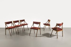 LA PERMANENTE MOBILI CANTU' : Sei sedie con struttura in legno di noce  sedili e schienali imbottiti rivestiti in velluto. Anni '50 cm 78x48x49  - Asta Design - Associazione Nazionale - Case d'Asta italiane