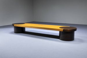 PRODUZIONE ITALIANA : Tavolino in legni di varie essenze. 1975 cm 30x225x50  - Asta Design - Associazione Nazionale - Case d'Asta italiane