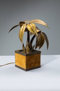 MAISON JANSEN - Lampada da tavolo in ottone modellato a foglie. Anni '70 cm 42