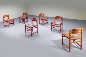 POLTRONOVA - Sei sedie con struttura in legno verniciato  seduta in cuoio intrecciato. Anni '60 cm 74x52x42
