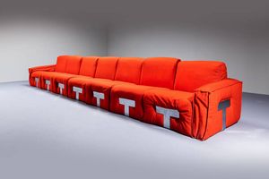 MARIO SABOT : Divano modulare con imbottitura rivestita in tessuto. Anni '70 ogni modulo cm 72x60x80  - Asta Design - Associazione Nazionale - Case d'Asta italiane