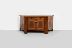 SILVIO COPPOLA : Credenza in legno di noce a sei sportelli e sei cassetti. Prod. Bernini anni '60 Etichetta del Produttore cm 96x202x49 5  - Asta Design - Associazione Nazionale - Case d'Asta italiane