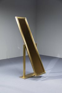 PRODUZIONE ITALIANA : Specchio basculante e orientabile in ottone. Anni '70 cm 162x46x21  - Asta Design - Associazione Nazionale - Case d'Asta italiane