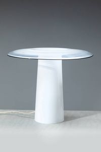 PRODUZIONE MURANESE - Lampada da tavolo in vetro satinato. Anni '60 cm 43x51