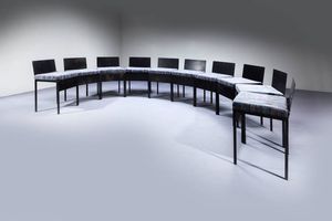 PRODUZIONE ITALIANA : Dieci sedie con struttura in ferro verniciato  cuscini imbottiti rivestit con tessuto Missoni. Anni '80 cm 74x45x40  - Asta Design - Associazione Nazionale - Case d'Asta italiane