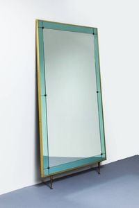 CRISTAL ART - Specchiera con cornice in vetro colorato  bordo e sostegni in ottone. Anni '60 cm 184x100