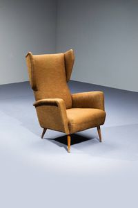 GIO PONTI Milano 1891 - 1979 : Poltrona con imbottitura rivestita in tessuto  gambe in legno con terminali in metallo. Prod. Cassina realizzato per l'Hotel Royal di Napoli anni '50 cm 100x70x65  - Asta Design - Associazione Nazionale - Case d'Asta italiane