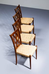 MARIO PASSANTI : Otto sedie con struttura in legno  sedute in paglia intrecciata. Anni '50 cm 90x46x46 Bibl.: D. Alaimo  Mobili di architetti e progettisti torinesi 1945-1955  Deposito Culturale 2018  pag. 180  - Asta Design - Associazione Nazionale - Case d'Asta italiane