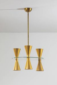 PRODUZIONE ITALIANA : Lampadario in ottone e vetro trasparente. Anni '50 h cm 112x60  - Asta Design - Associazione Nazionale - Case d'Asta italiane