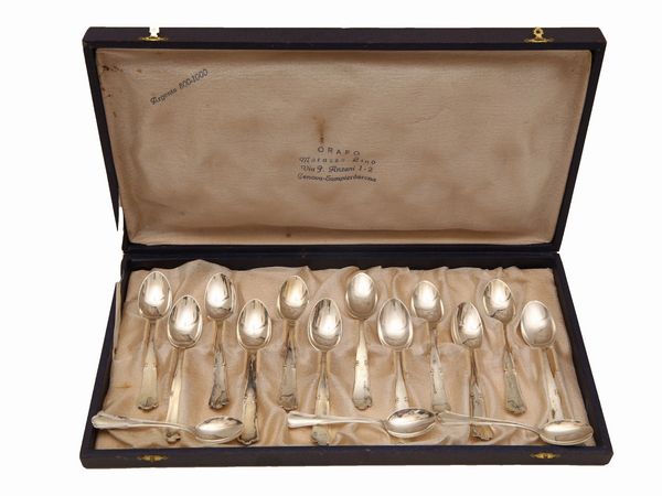 Set di  dodici cucchiaini da caff in argento, Lino Morasso  - Asta L'Arte di Arredare - Associazione Nazionale - Case d'Asta italiane