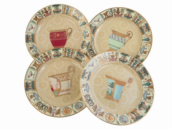 Serie di quattro piatti vintage in porcellana, Gucci  - Asta L'Arte di Arredare - Associazione Nazionale - Case d'Asta italiane