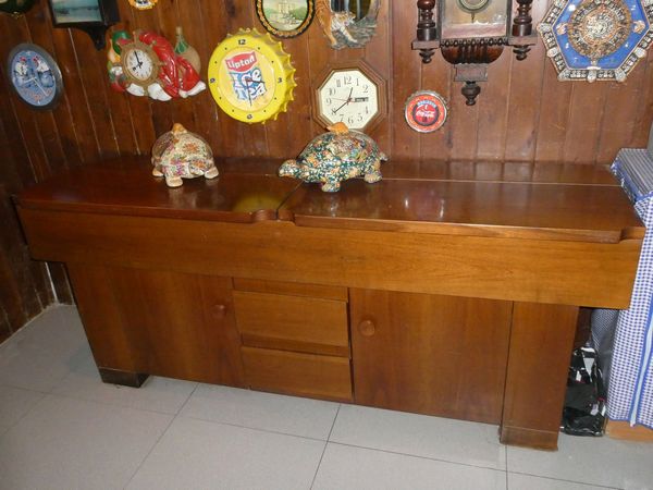 GIOVANNI MICHELUCCI : Credenza Torbecchia per Poltronova, Anni Sessanta  - Asta L'Arte di Arredare - Associazione Nazionale - Case d'Asta italiane